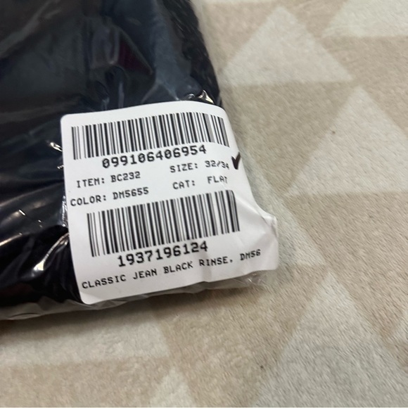 Jcrew Classic Straight-fit jean in black wash - Picture 4 of 4